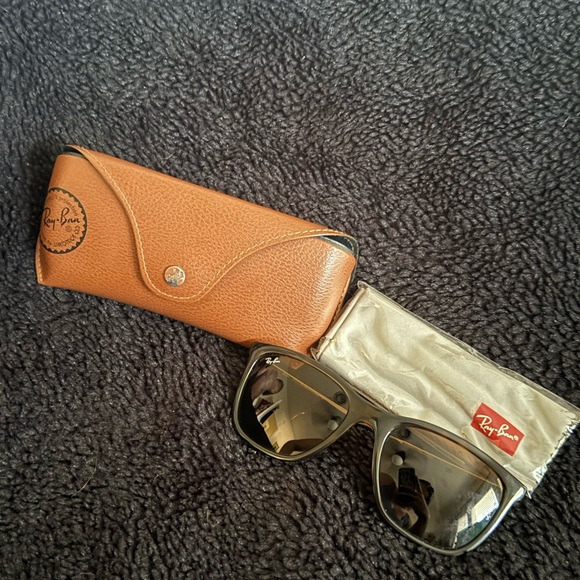 Rayban Chris Sunglasses